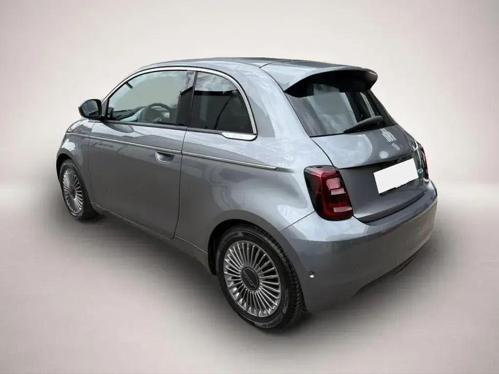 Gebraucht Fiat 500e 86 kW (118 PS) 2023 Manufacturer Kleinwagen