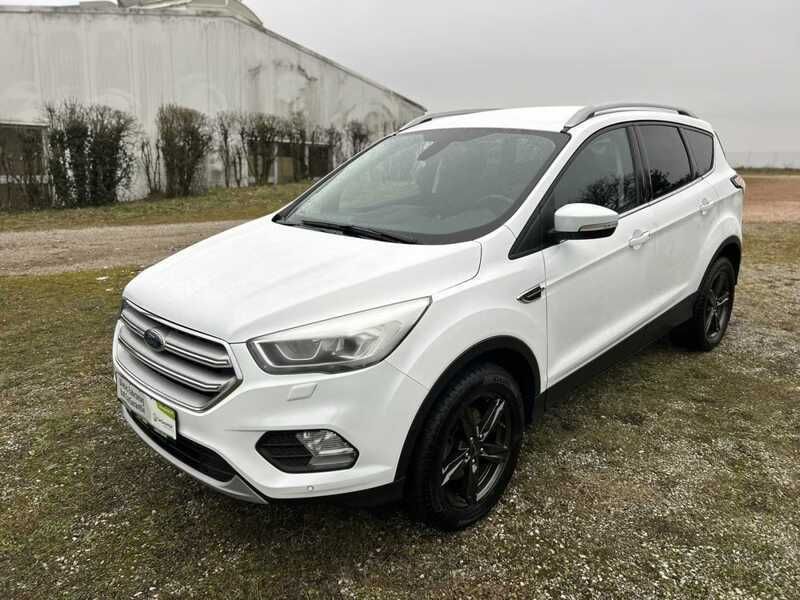 Frozen white Gebraucht 2017 Ford Kuga Cool & Connect SUV | 14.489 € (Fairer Preis) - Bild 1/4