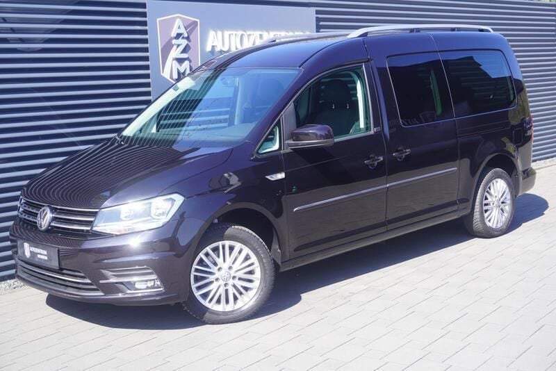Deep black perleffekt Gebraucht 2016 VW Caddy Maxi Van / Kleinbus | 21.990 € (Fairer Preis) - Bild 1/4