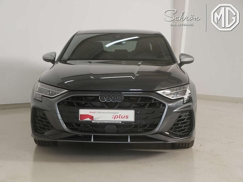 Gebraucht Audi S3 Ambiente 333 PS (244 kW) 2025 Limousine