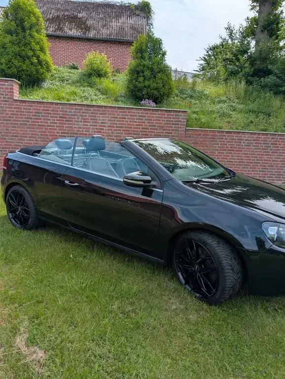 Gebraucht VW Golf Cabriolet 160 PS (117 kW) 2012 Schwarz Cabrio