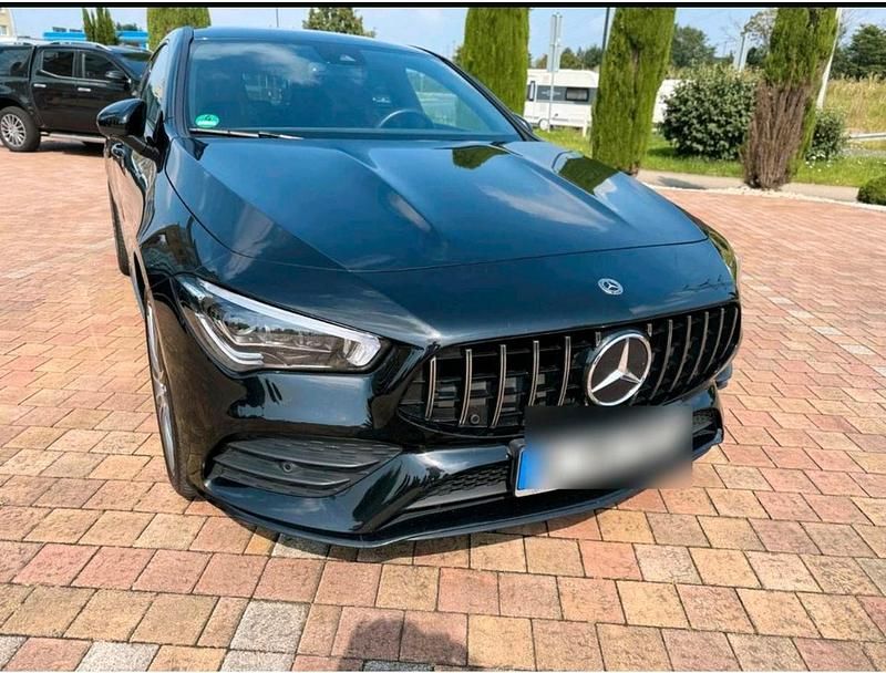 Schwarz Gebraucht 2021 Mercedes CLA250e AMG line Limousine | 24.990 € (Guter Preis) - Bild 1/4