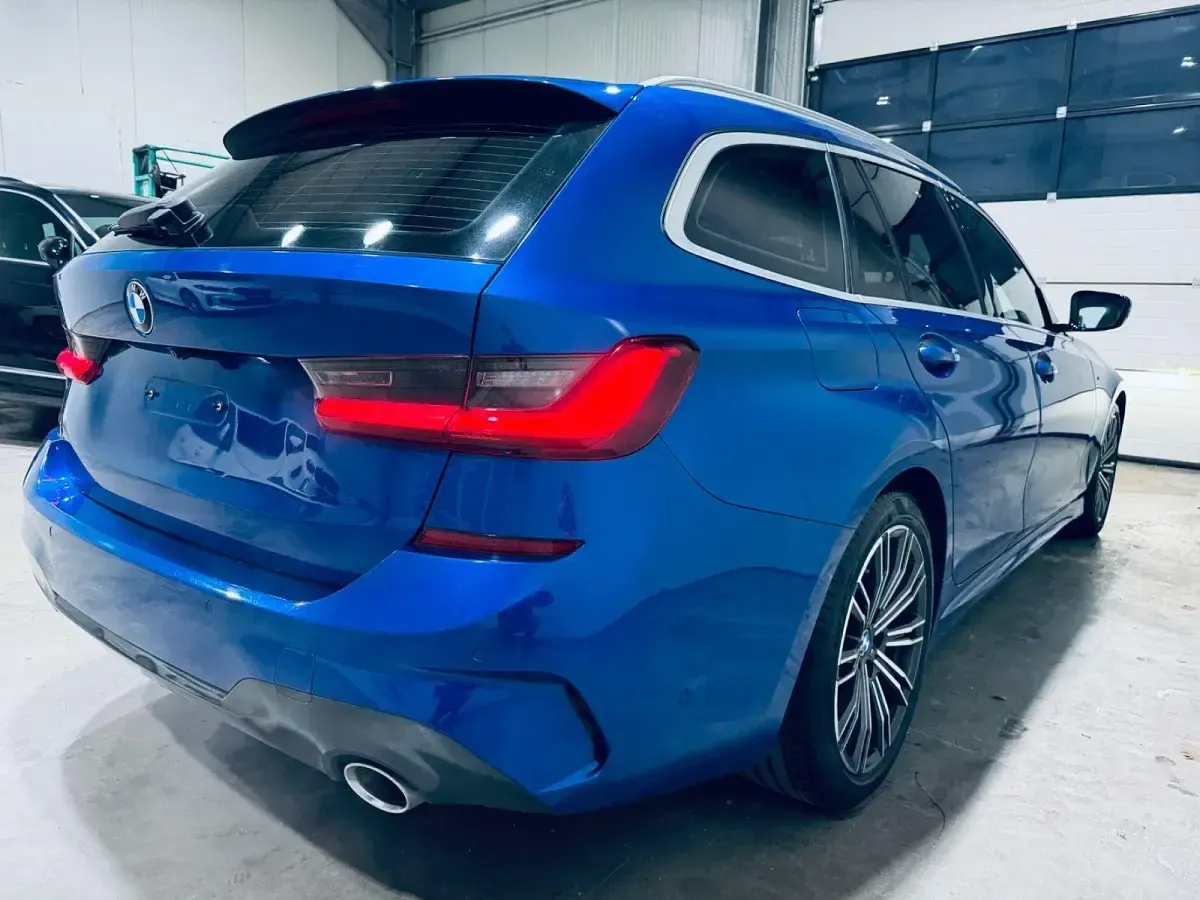 Gebraucht BMW 320 M Sport 190 PS (139 kW) 2019 Blau Kombi