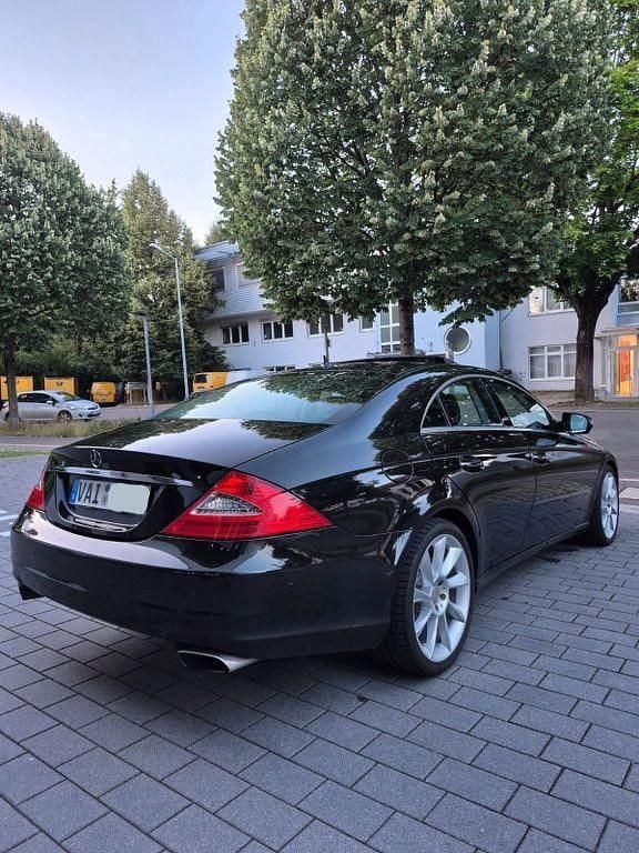 Schwarz Gebraucht 2008 Mercedes CLS350 Limousine | 14.000 € (Etwas zu teuer) - Bild 1/4