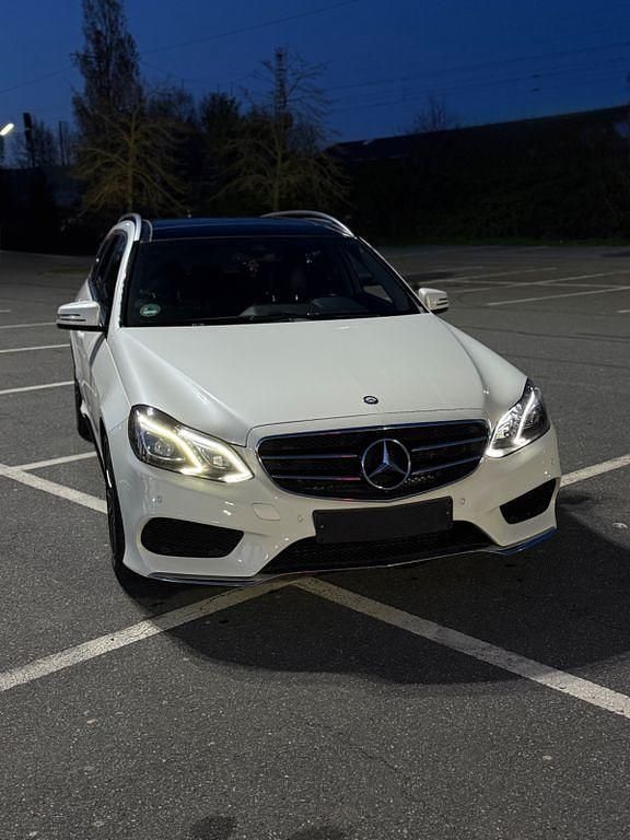 Gebraucht Mercedes E350 AMG line 258 PS (189 kW) 2014 Weiß Limousine