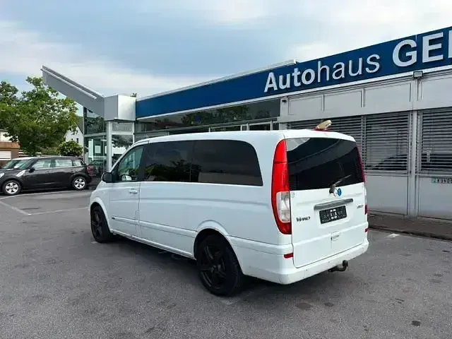 Gebraucht Mercedes Viano 150 PS (110 kW) 2008 Weiß Van / Kleinbus