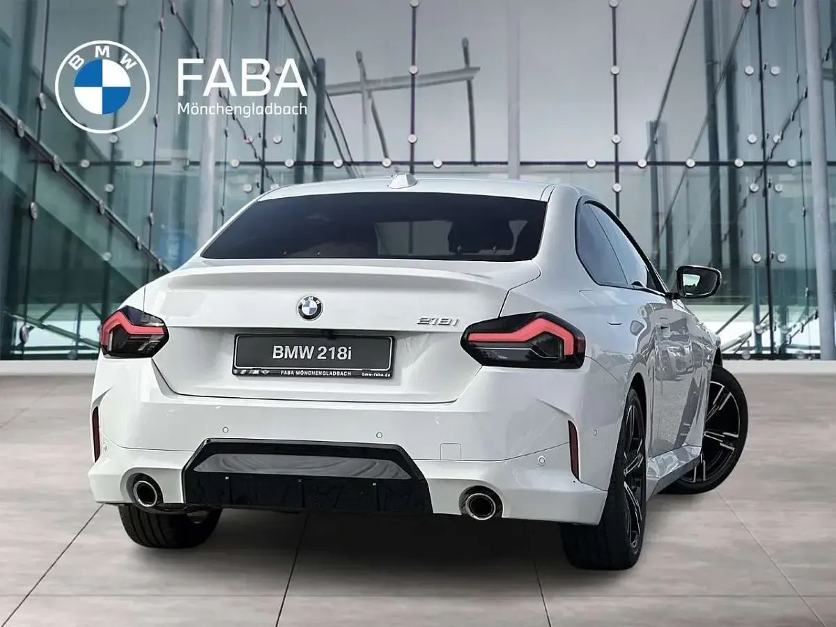 Neu BMW 218 M Sport 156 PS (114 kW) 2026 Weiß Coupé