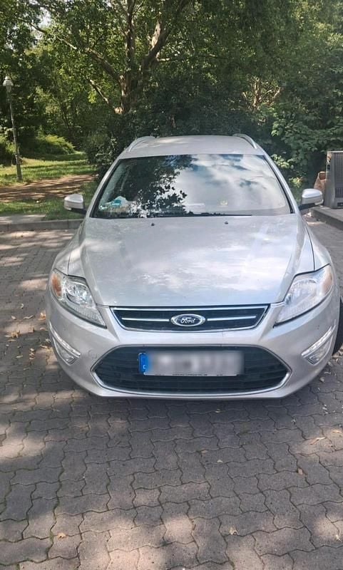 Grau Gebraucht 2013 Ford Mondeo Kombi | 3.400 € (Guter Preis) - Bild 1/4