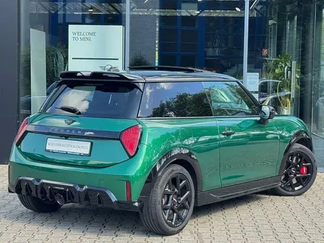 Gebraucht Mini John Cooper Works 231 PS (169 kW) 2025 Kleinwagen