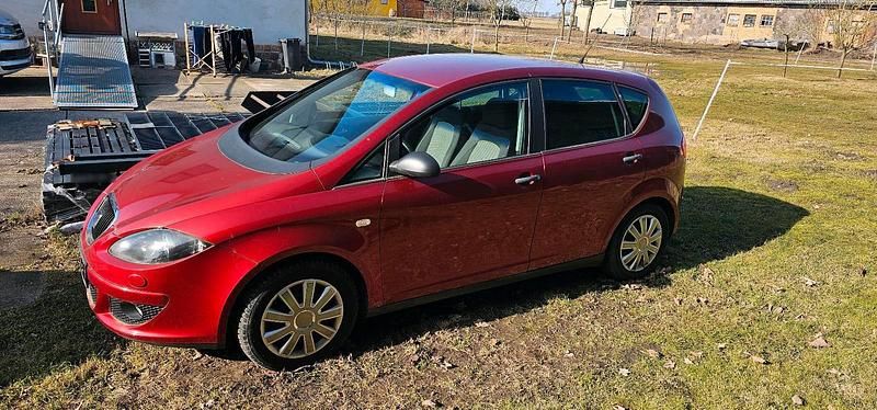 Gebraucht Seat Altea 102 PS (75 kW) 2006 Rot Van / Kleinbus