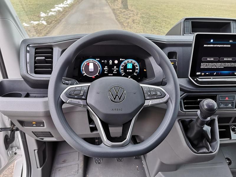 Neu VW Crafter 140 PS (102 kW) 2025 Candyweiß Van