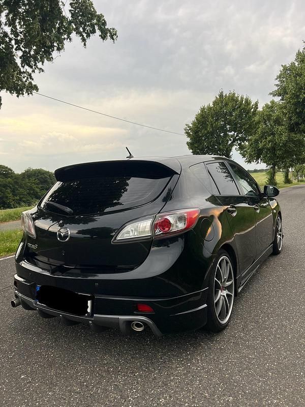 Schwarz Gebraucht 2009 Mazda 3 Limousine | 7.100 € - Bild 1/4