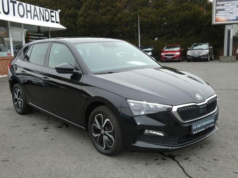 Gebraucht Skoda Scala Ambition 116 PS (85 kW) 2019 Schwarz Kleinwagen