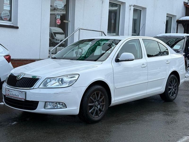 Gebraucht Skoda Octavia Impuls Edition 105 PS (77 kW) 2011 Weiß Limousine