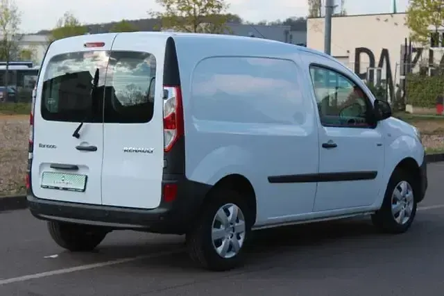 Gebraucht Renault Kangoo 44 kW (60 PS) 2019 Weiss Van / Kleinbus