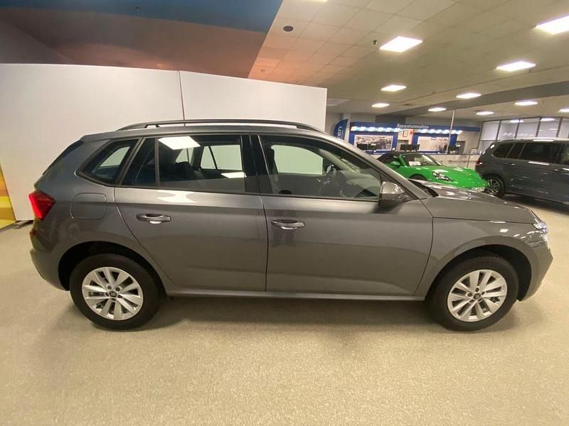 Neu Skoda Kamiq Essence 116 PS (85 kW) 2026 Grau SUV