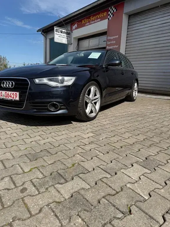 Gebraucht Audi A6 204 PS (150 kW) 2013 Blau Kombi