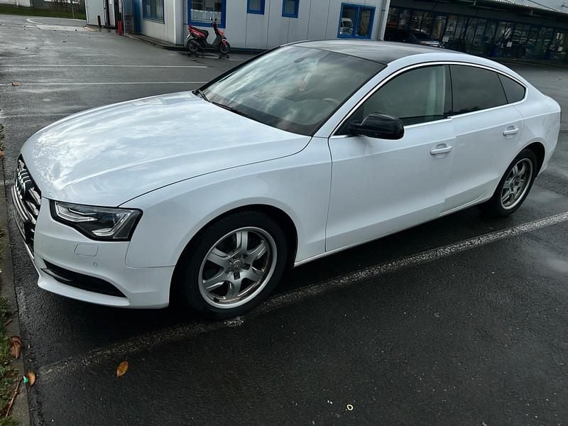 Weiß Gebraucht 2014 Audi A5 Sportback Kleinwagen | 11.499 € (Superpreis) - Bild 1/4