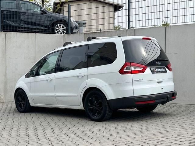 Gebraucht Ford Galaxy Business Edition 163 PS (119 kW) 2013 Weiß Van / Kleinbus