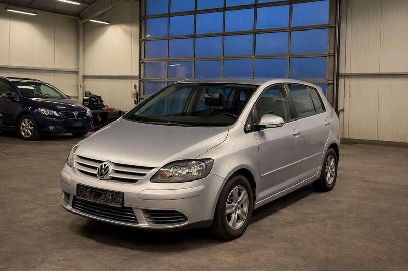 Gebraucht 2006 VW Golf Comfortline Limousine | 3.200 € (Etwas zu teuer) - Bild 1/4