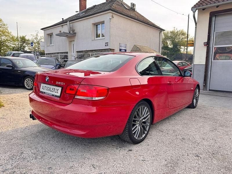 Usata BMW 320 170 CV (125 kW) 2008 Rosso Coupé