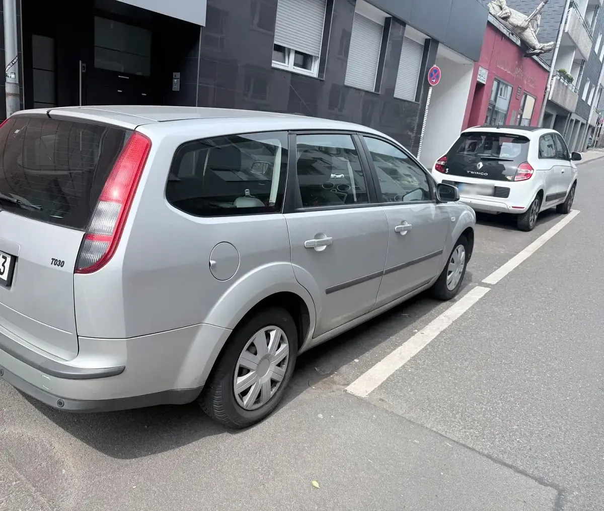 Brugt Ford Focus 101 HK (74 kW) 2007 Sølv Stationcar