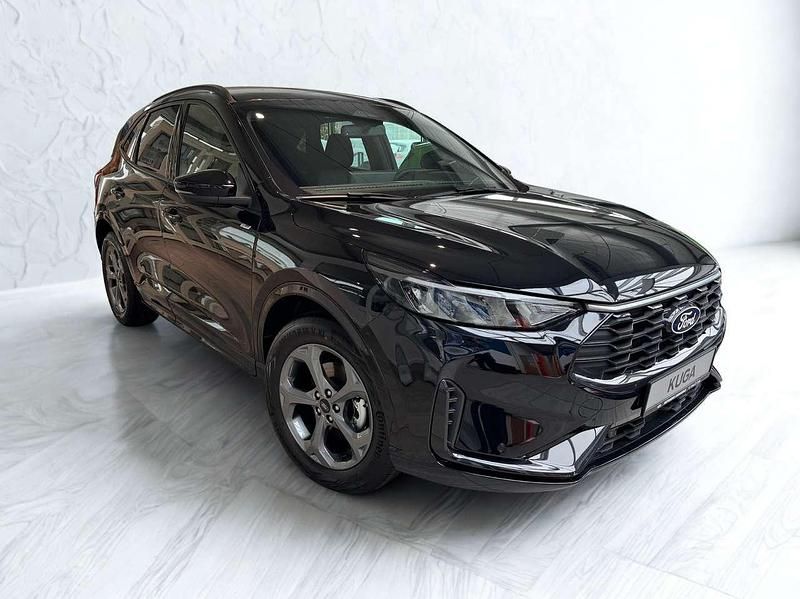Neu Ford Kuga ST-Line 186 PS (136 kW) 2025 Obsidianschwarz metallic SUV