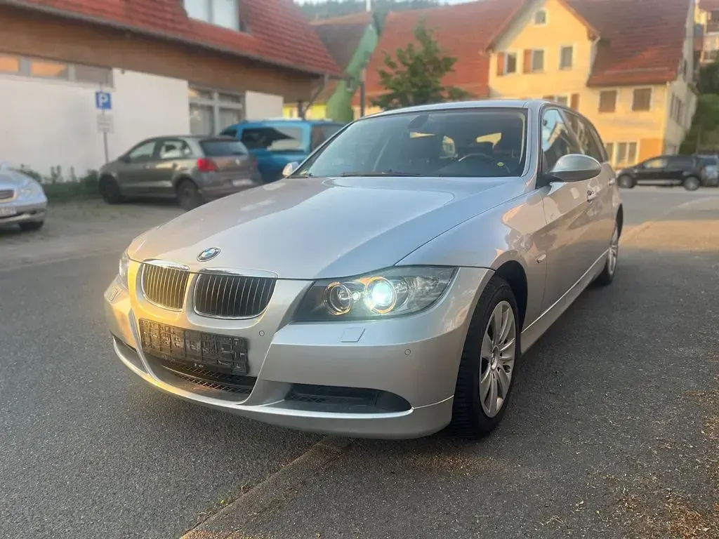 Gebraucht BMW 320 Comfort Edition 163 PS (119 kW) 2007 Silber Kombi