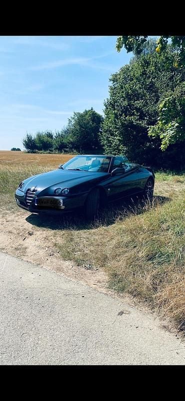 Gebraucht Alfa Romeo Spider 164 PS (120 kW) 2004 Schwarz Cabrio