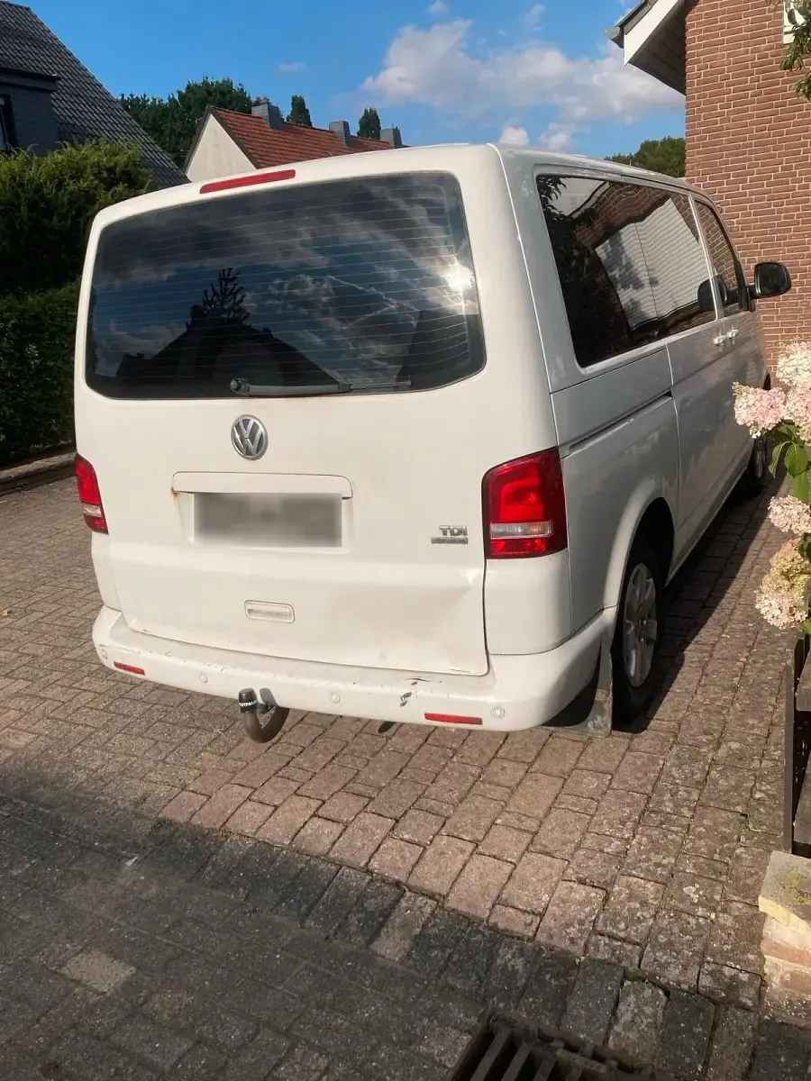 Gebraucht VW Caravelle 140 PS (102 kW) 2011 Weiß Van