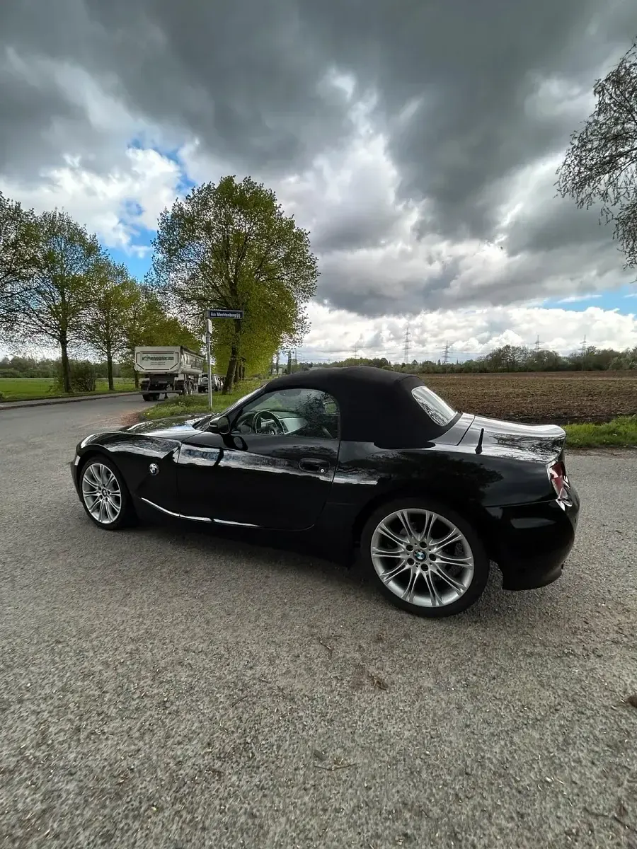 Gebraucht BMW Z4 Advantage 177 PS (130 kW) 2006 Schwarz Cabrio