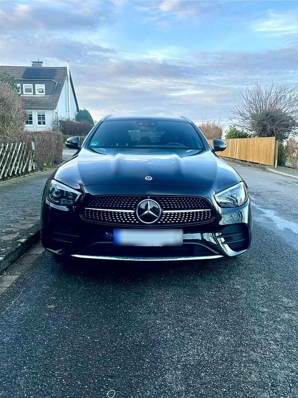 Gebraucht Mercedes E300 AMG 306 PS (225 kW) 2020 Schwarz Kombi