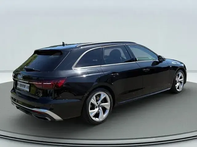 Gebraucht Audi A4 S-Line 150 PS (110 kW) 2024 Schwarz Kombi
