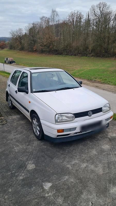 Weiß Gebraucht 1996 VW Golf III Kleinwagen | 799 € (Superpreis) - Bild 1/4