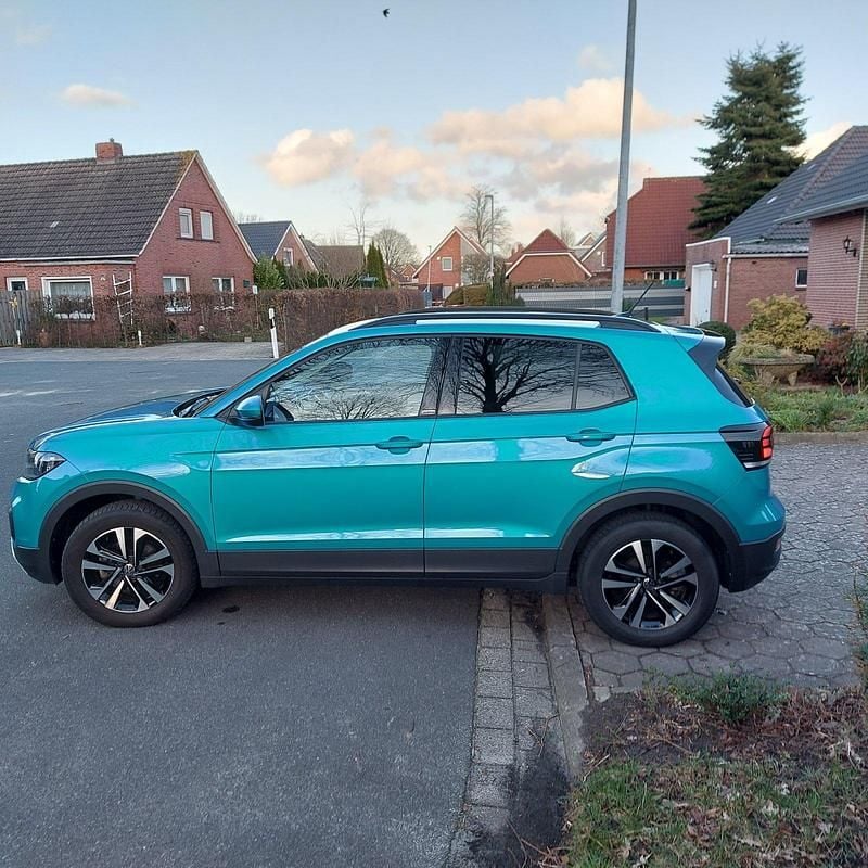 Gebraucht VW T-Cross Life 110 PS (80 kW) 2021 Blau SUV