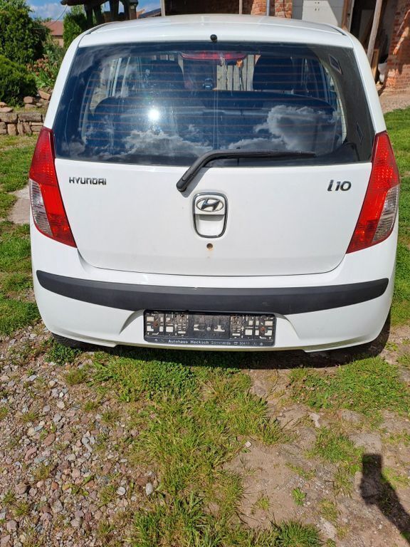 Weiß Gebraucht 2009 Hyundai i10 Classic Kleinwagen | 1.400 € (Superpreis) - Bild 1/4