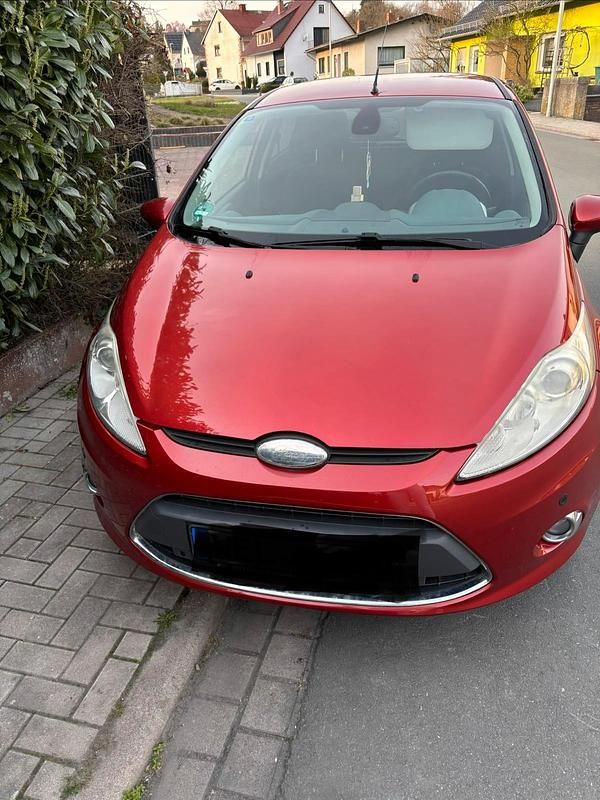 Gebraucht Ford Fiesta 75 PS (55 kW) 2008 Rot Kleinwagen