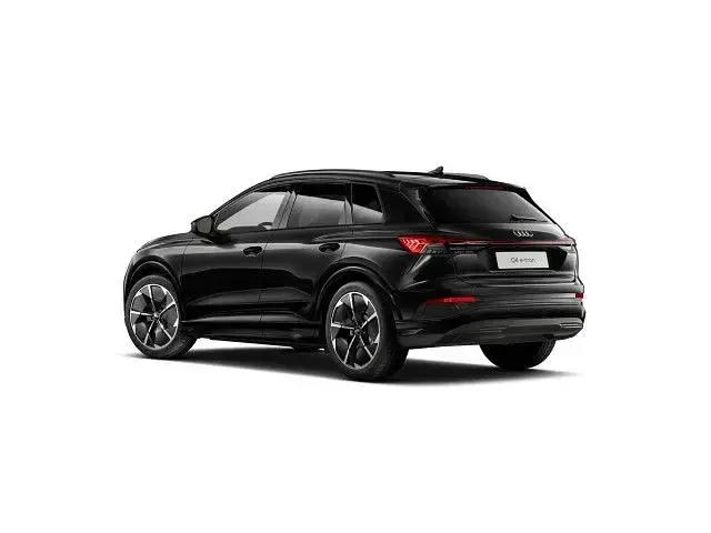 Second-hand Audi Q4 e-tron Ambiente 150 kW (204 CP) 2023 Negru SUV