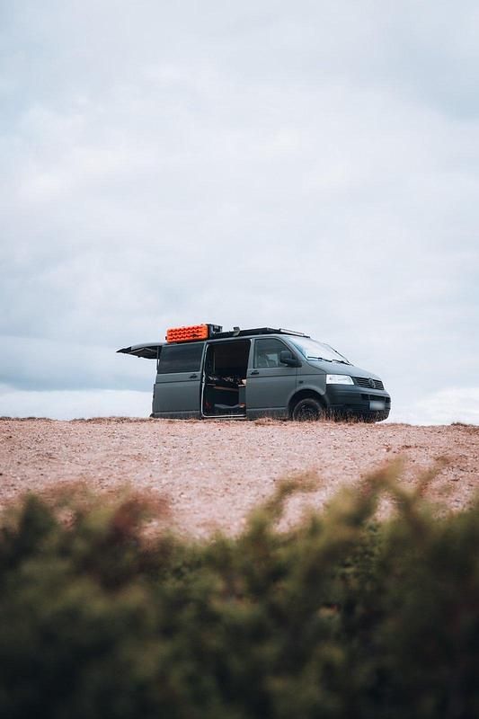 Usata VW Transporter 86 CV (63 kW) 2004 Grigio Furgone
