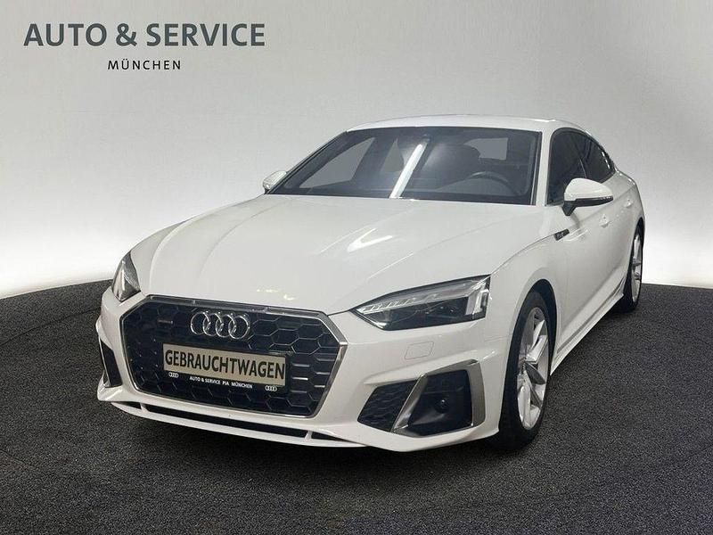 Weiß Gebraucht 2022 Audi A5 Sportback S-Line Limousine | 39.960 € (Fairer Preis) - Bild 1/4
