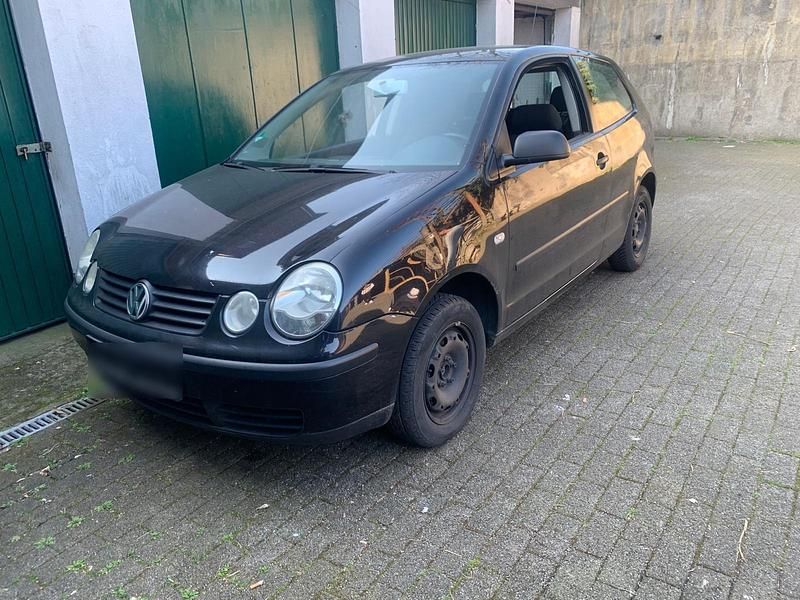 Gebraucht VW Polo 64 PS (47 kW) 2003 Schwarz Kleinwagen