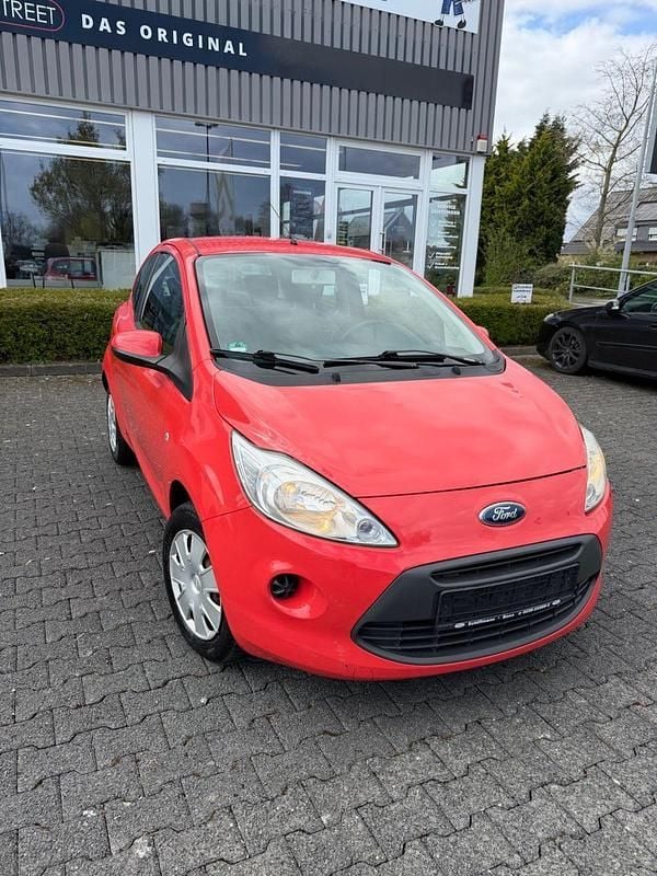 Gebraucht Ford Ka Ambiente 69 PS (50 kW) 2011 Rot Kleinwagen
