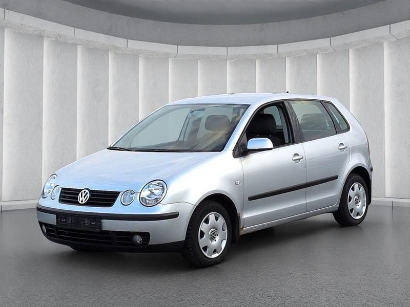 Gebraucht VW Polo Comfortline 75 PS (55 kW) 2002 Silber Kleinwagen