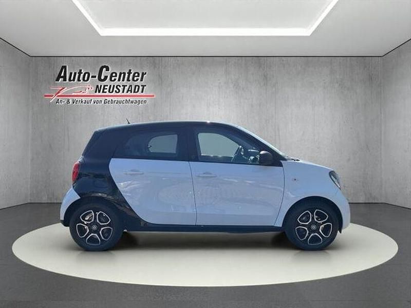 Gebraucht Smart ForFour Electric Drive 102 kW (140 PS) 2019 Weiß Limousine