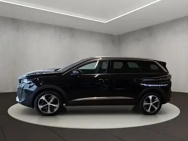 Gebraucht Peugeot 5008 Allure 131 PS (96 kW) 2023 Met. perla nera schwarz SUV