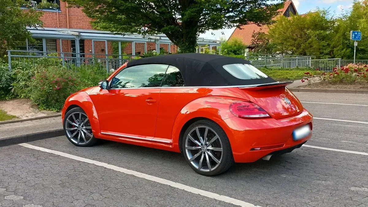 Gebraucht VW Beetle Cabriolet R-line 220 PS (161 kW) 2016 Orange Cabrio
