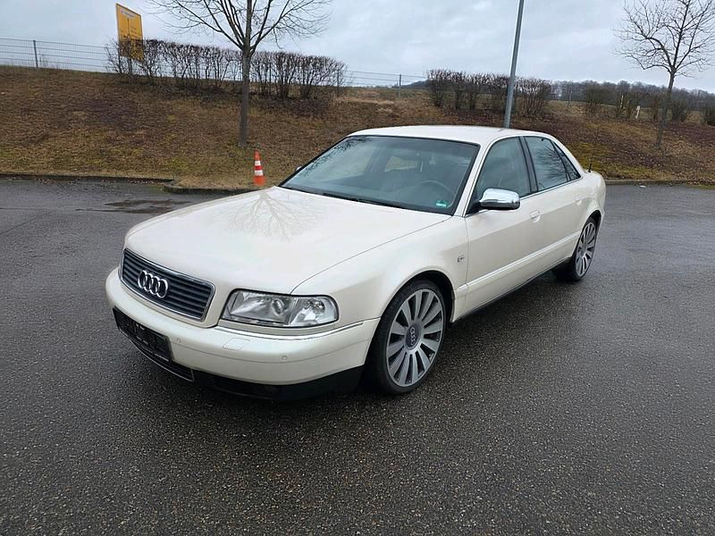 Gebraucht Audi A8 Comfort 260 PS (191 kW) 2001 Weiß Limousine