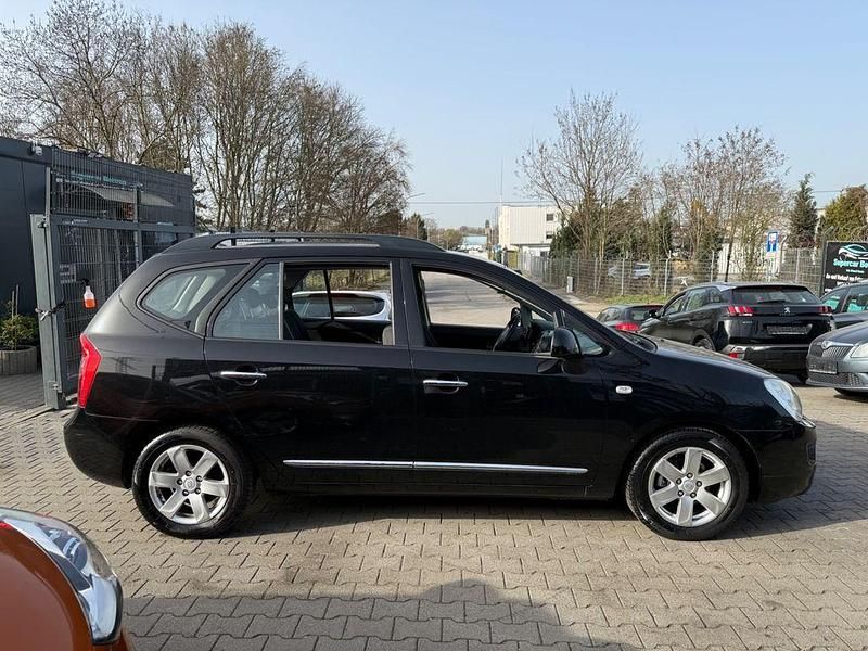 Gebraucht Kia Carens Basis 144 PS (105 kW) 2009 Schwarz Van / Kleinbus