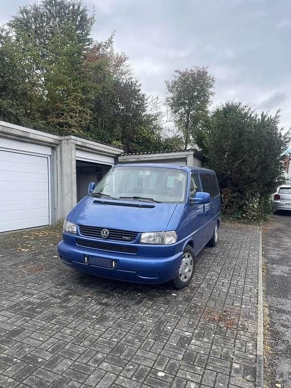 Second-hand VW T4 102 CP (75 kW) 2000 Albastru Van
