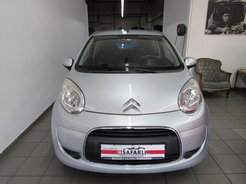 Gebraucht Citroën C1 Style 68 PS (50 kW) 2009 Zu lackieren silver grey 1e7/m Kleinwagen